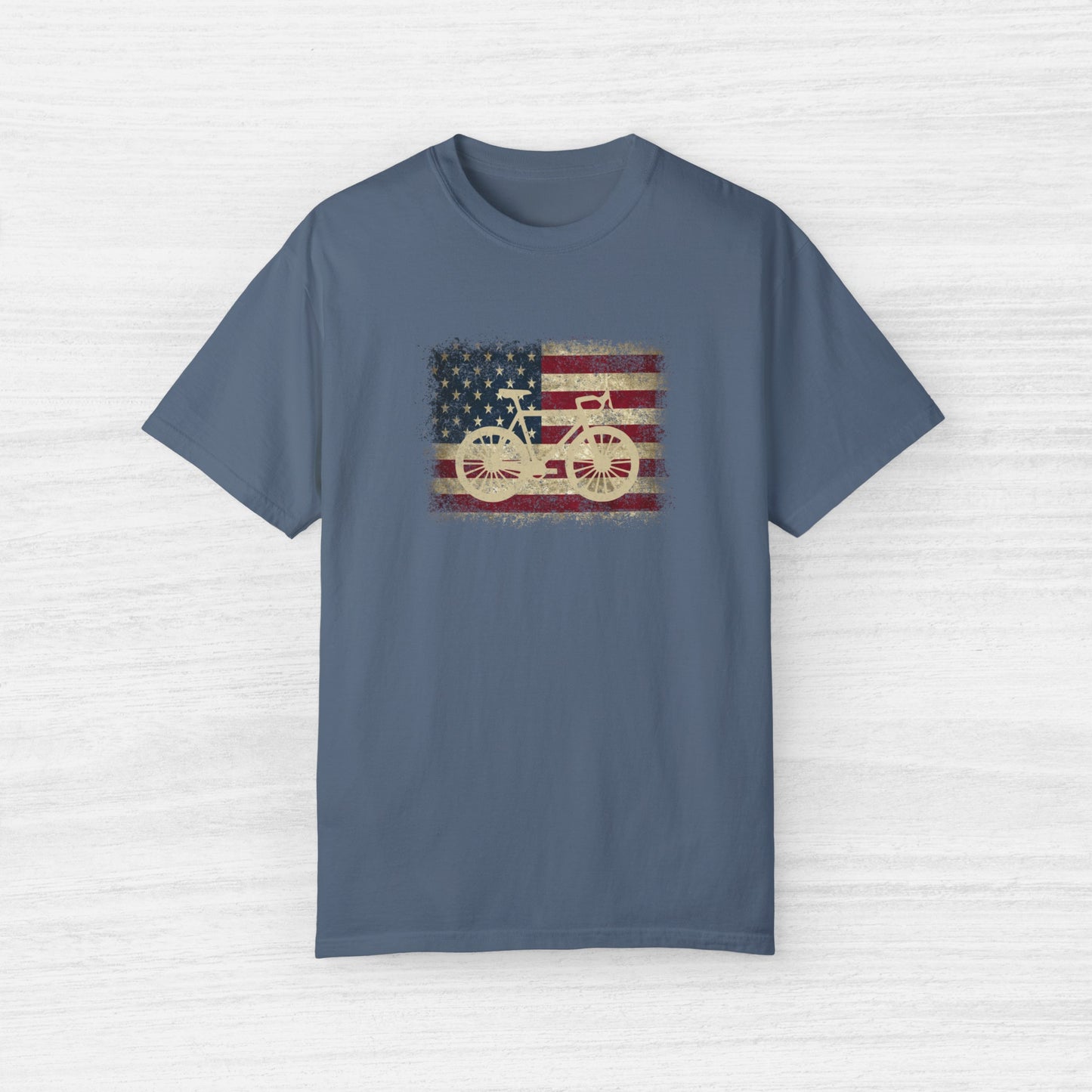 Vintage Bike American Flag Grunge T-Shirt for Men