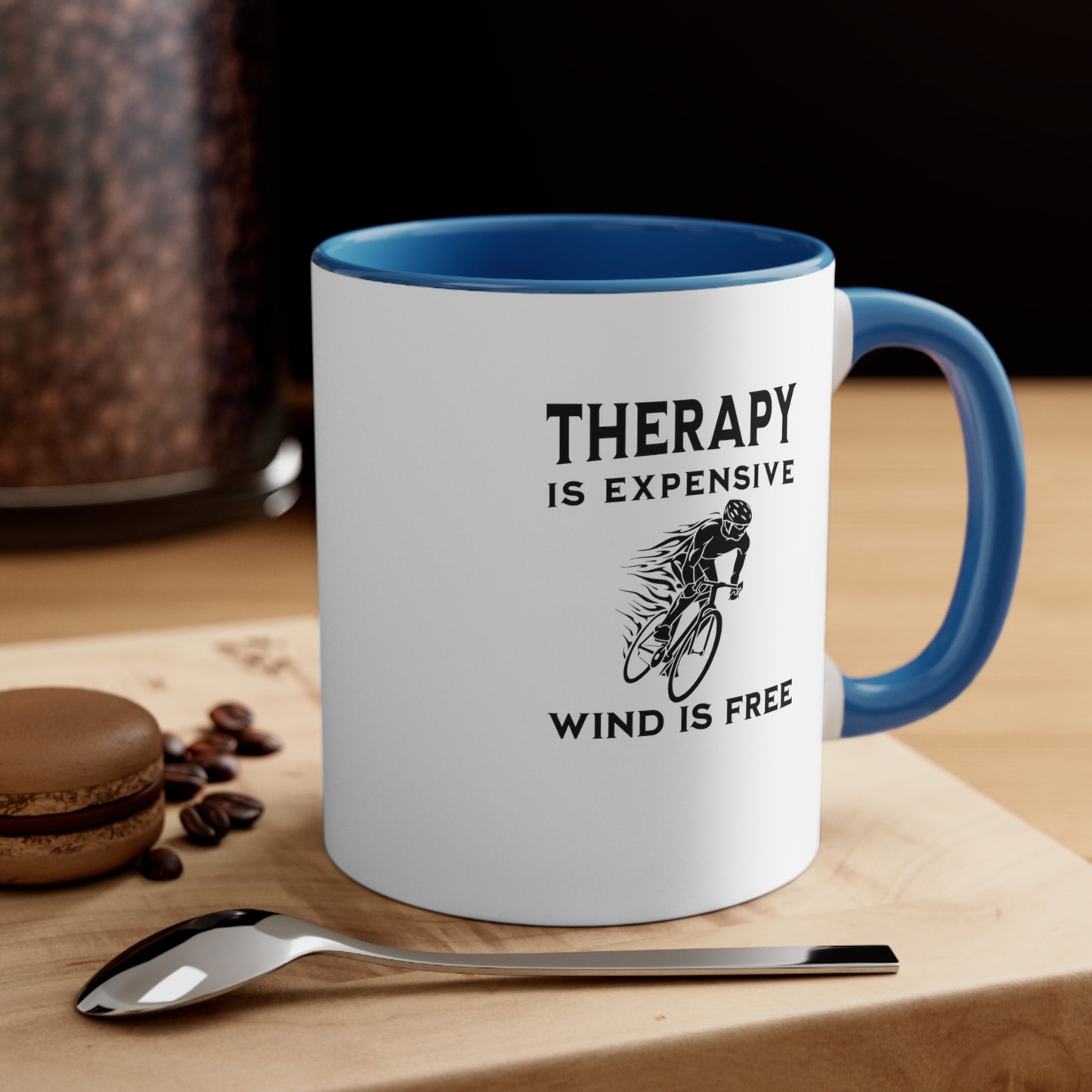 La terapia es cara, el viento es gratis taza de bicicleta