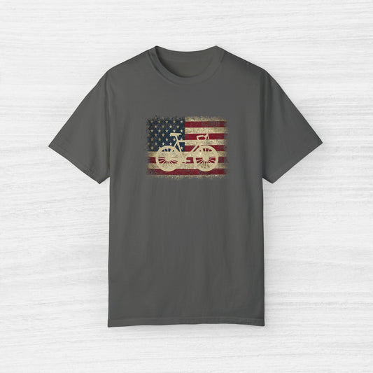 Vintage Bike American Flag Grunge T-Shirt for Men