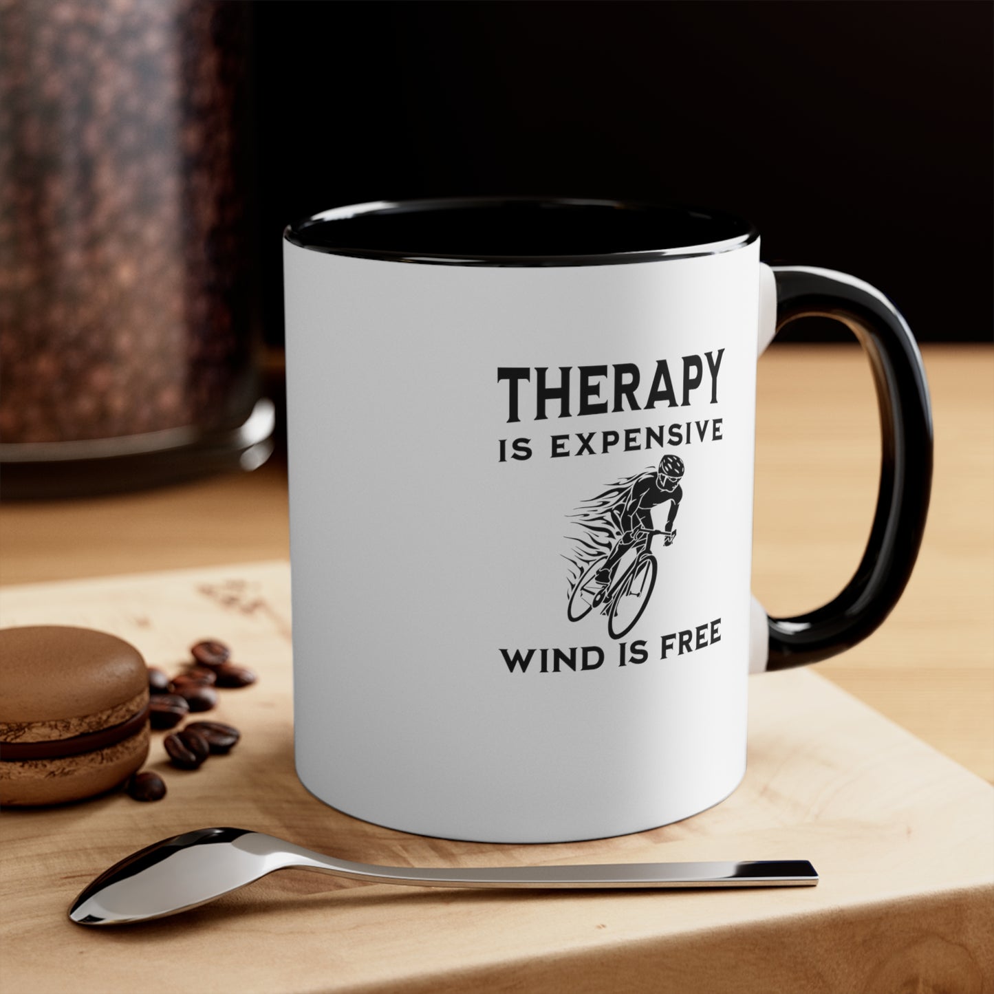 La terapia es cara, el viento es gratis taza de bicicleta