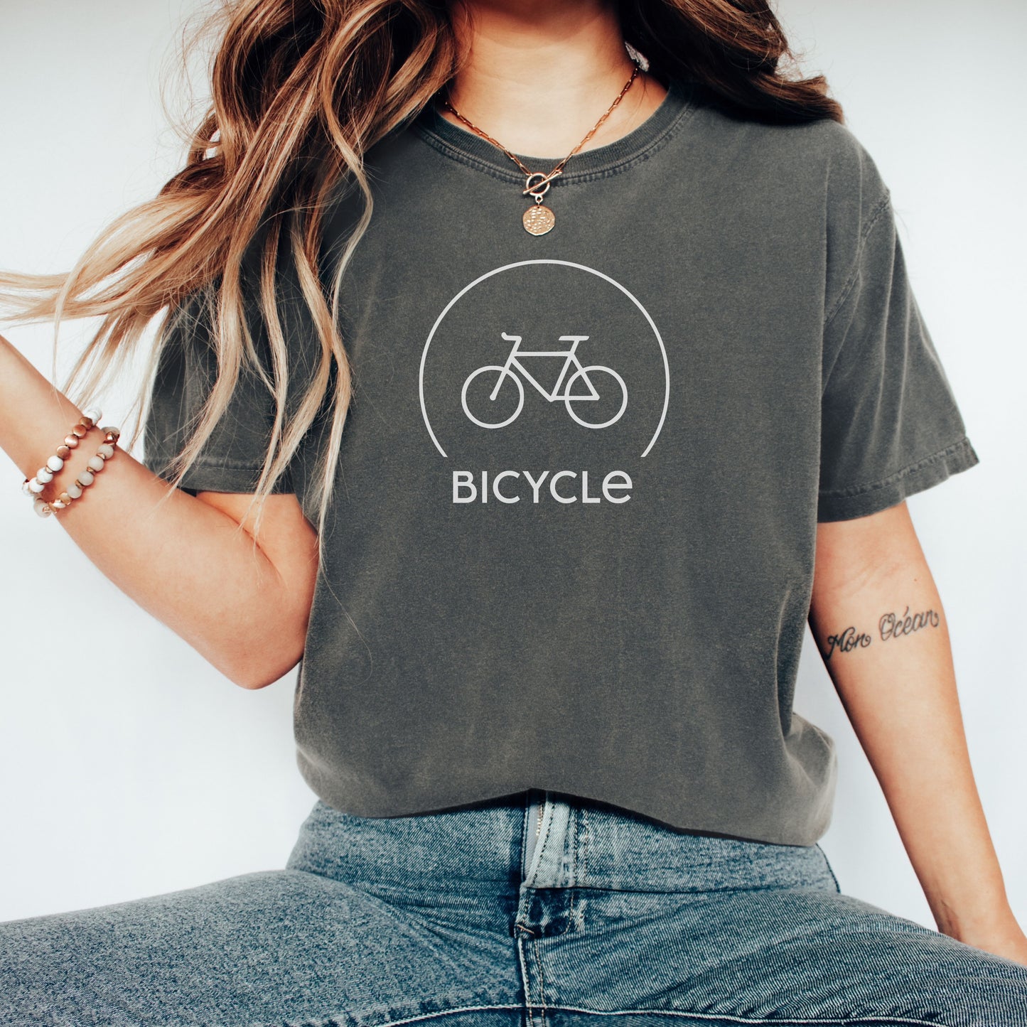 Camiseta minimalista de bicicleta para mujer